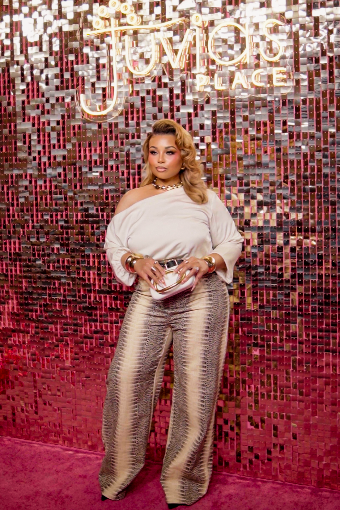 Passion Jonesz  Juvia's Place Blush & Bronze Event Pink Carpet